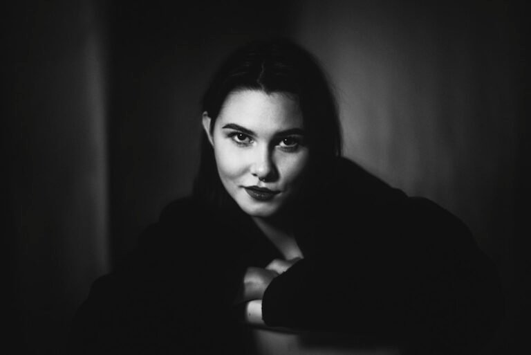 Elevating Monochrome Imagery: Crafting Emotional Depth in B&W Photography