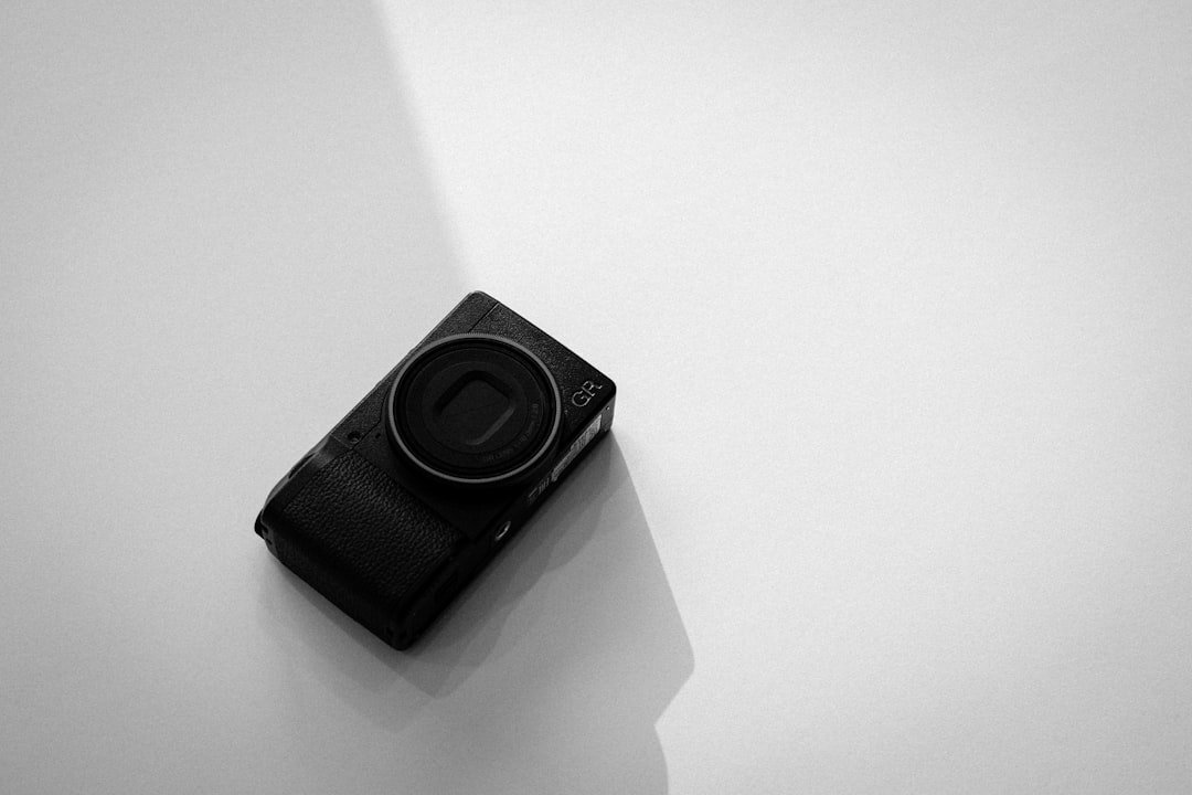 Rewindpix Crushes Crowdfunding Goals with Nostalgic Digital Camera