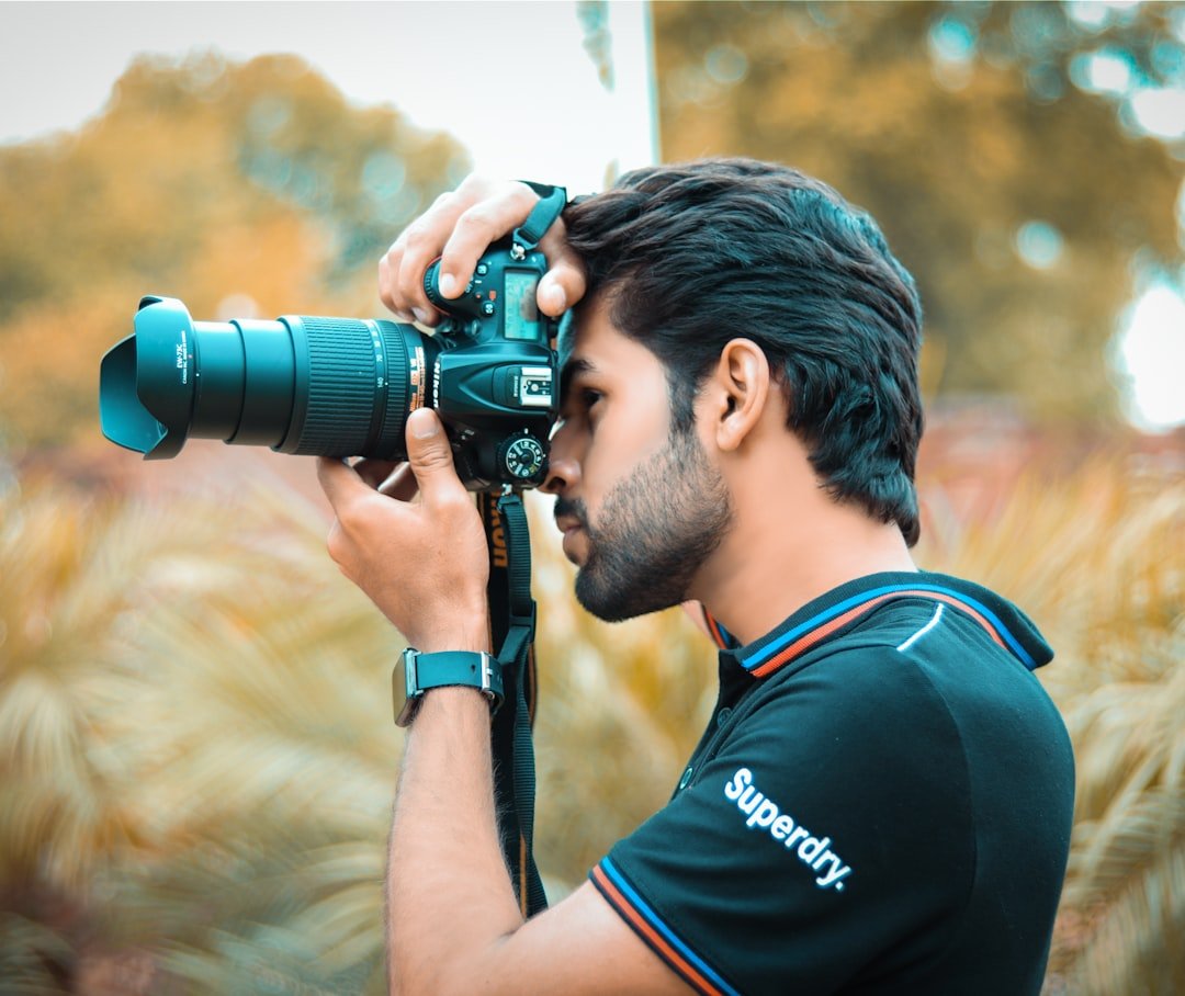 The Attribution Crisis: Why Viral Photos Lose Their Creator