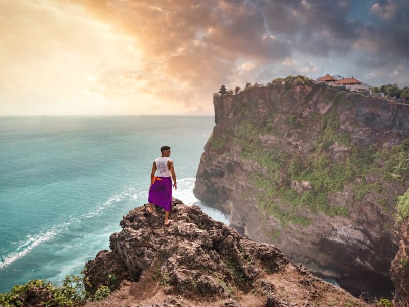 Bali Enforcement: Tourist Visa Photographers Face Legal Scrutiny