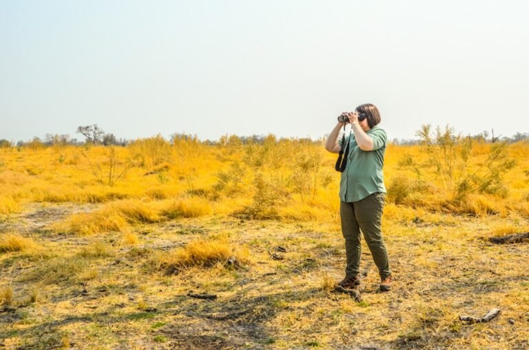 Beyond the Manual: Mastering Real-World Wildlife Photography Challenges