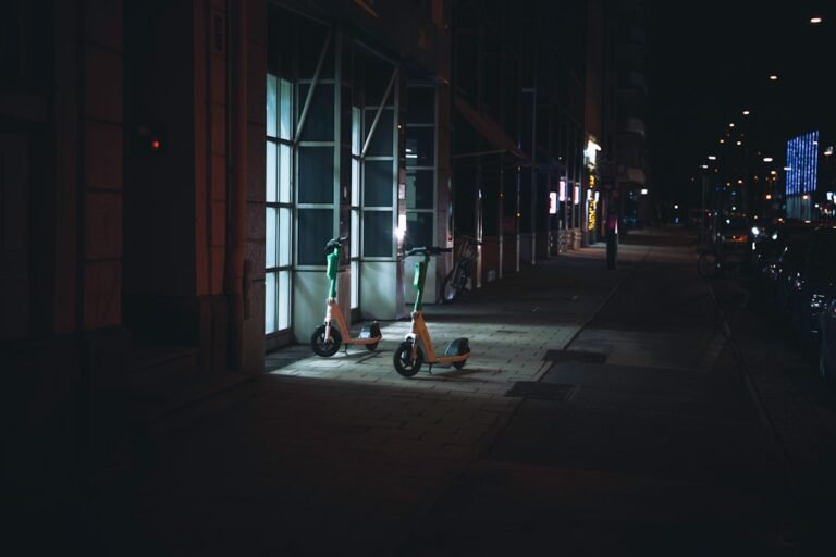 Sony a7 V Street Photography: Does Technology Compromise Authenticity?
