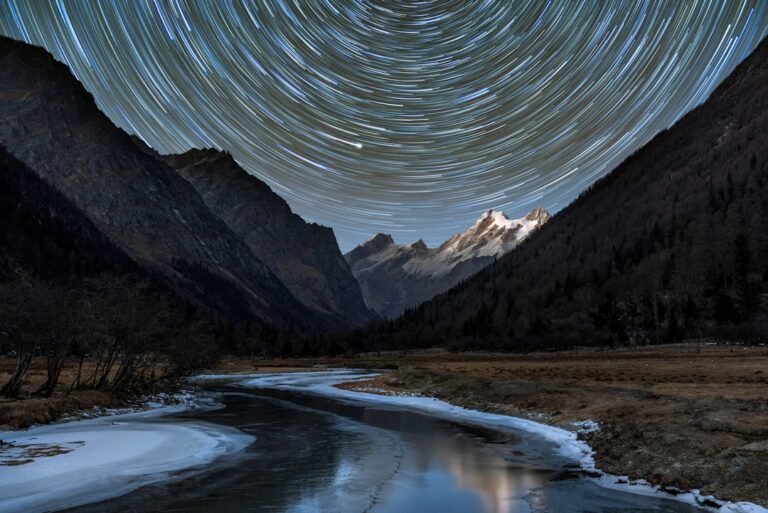 Master Long Exposure Post-Processing: Fixing Filter Vignetting in Lightroom