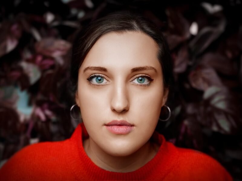 Adobe Photoshop’s Advanced Spot Removal Preserves Natural Skin Details