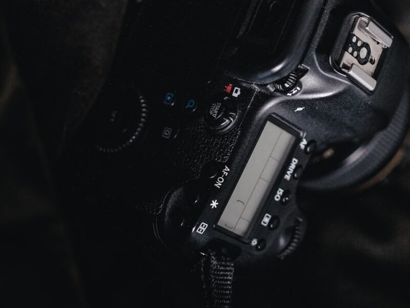 Breaking Barriers: 67MP at 30fps in One Versatile Full-Frame Body