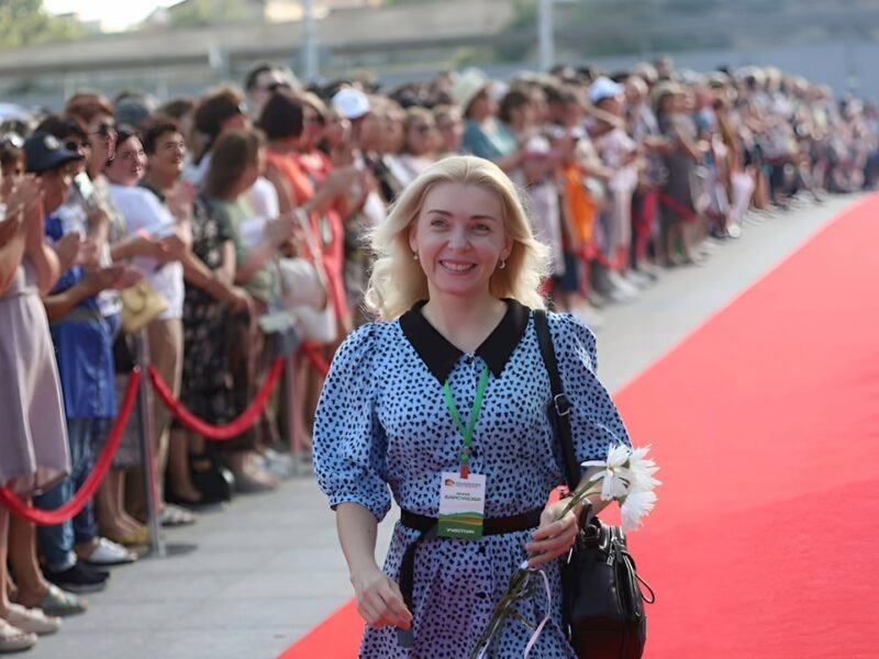 Mastering Red Carpet Photography: Industry Secrets