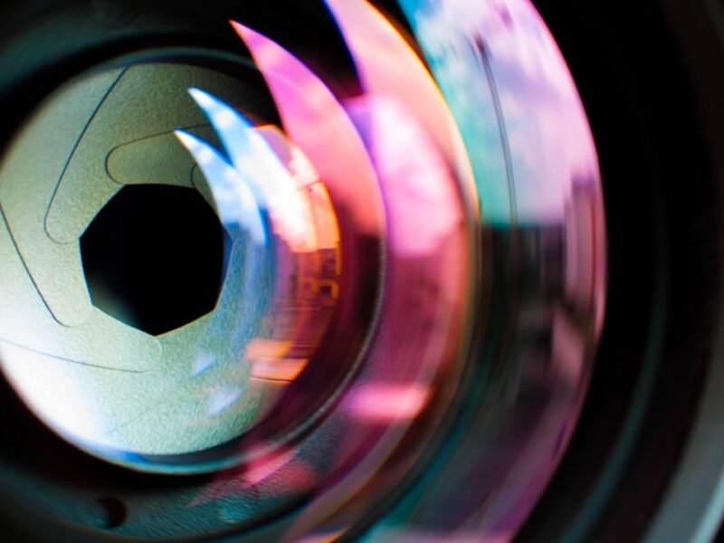 The Diffraction Trap: Why Maximum Aperture Closures Compromise Image Clarity