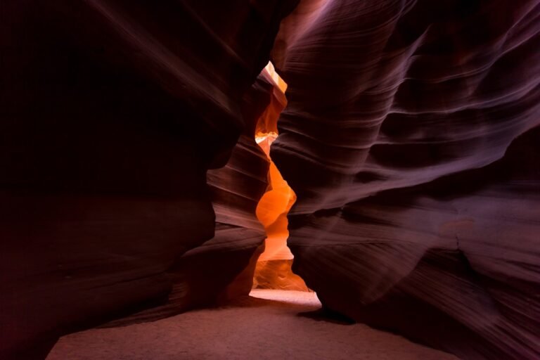 The Dynamic Range Dilemma: Why Cameras Fall Short of Human Vision