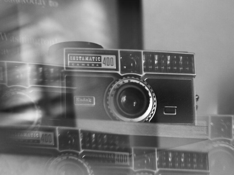 MARS: A Japanese Photographer’s Vision for Authentic Film Aesthetics on iOS