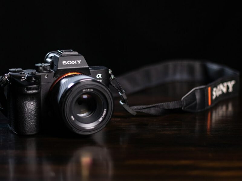Sony’s Ultralight 400mm G Master Redefines Telephoto Portability